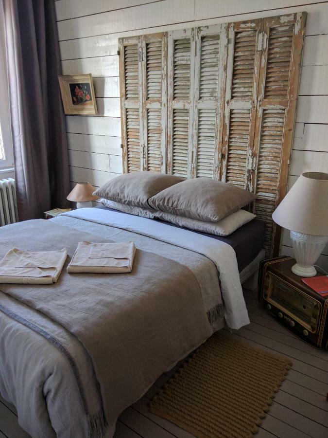 ホテル Hote Antique ブリニョガン・プラージュ エクステリア 写真